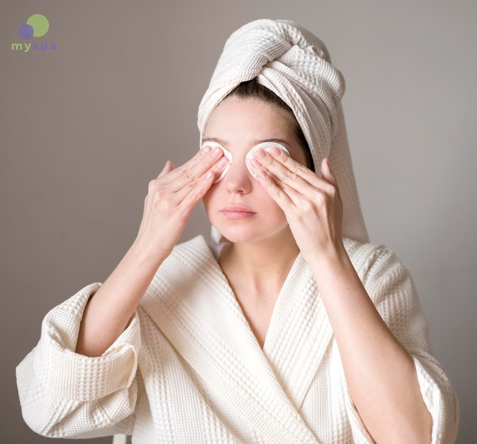 Chăm sóc da mắt thường xuyên để khuôn mặt luôn tươi sáng